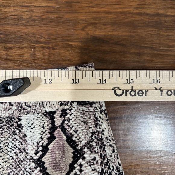 Altered State Skirt Women Medium Zip Front Snake Print Short - Picture 5 of 9